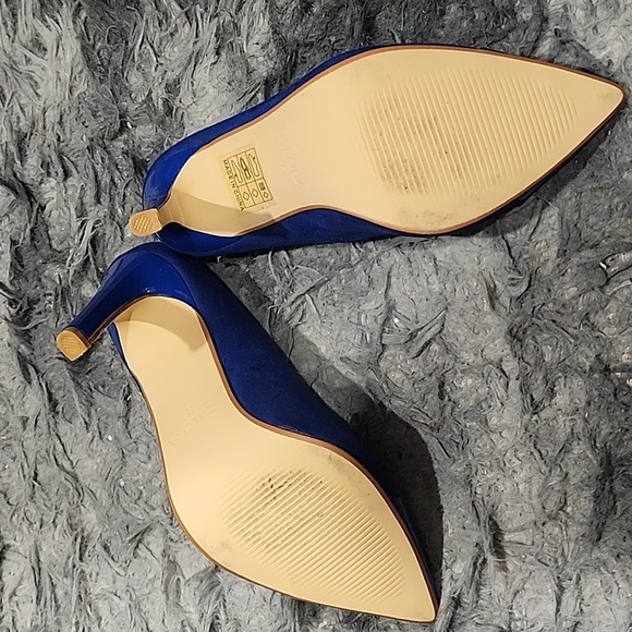 High Heel Pointed Toe Pumps Slip-on. Royal Blue and Red, 6.5 US, 37 EU. - Picture 5 of 16